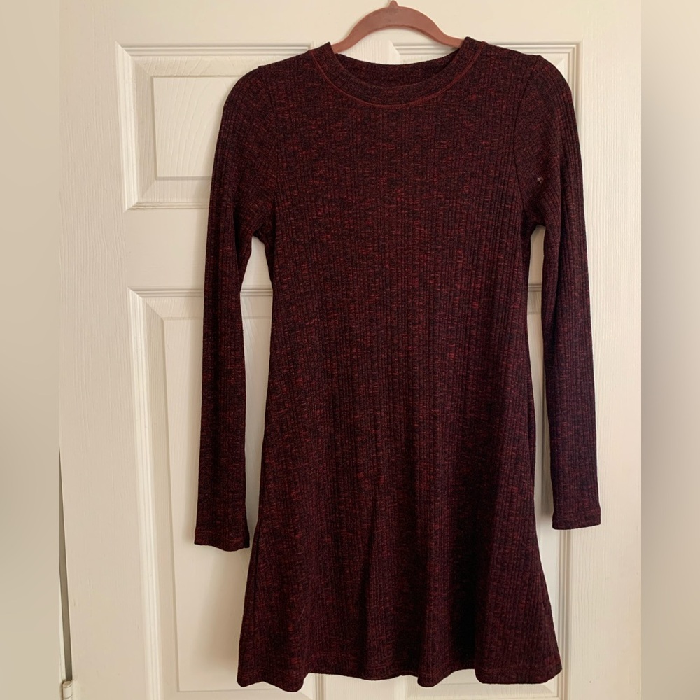Maroon ribbed mini dress